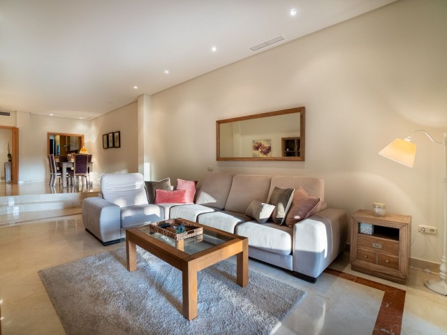 2 Schlafzimmer Apartment in Marbella