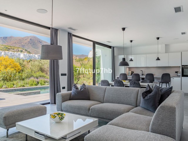 Villa avec 3 Chambres  à Estepona