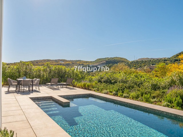 Villa avec 3 Chambres  à Estepona