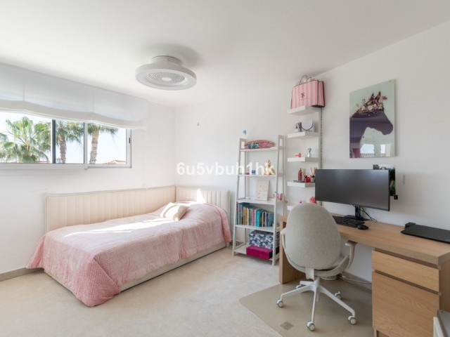 3 Bedrooms Apartment in Torrequebrada