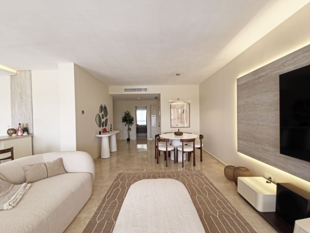 2 Bedrooms Apartment in Benahavís