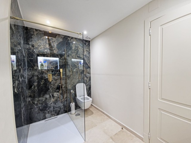 2 Bedrooms Apartment in Benahavís