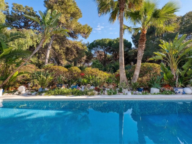 3 Bedrooms Villa in New Golden Mile