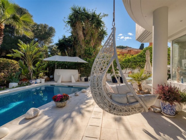 3 Bedrooms Villa in New Golden Mile