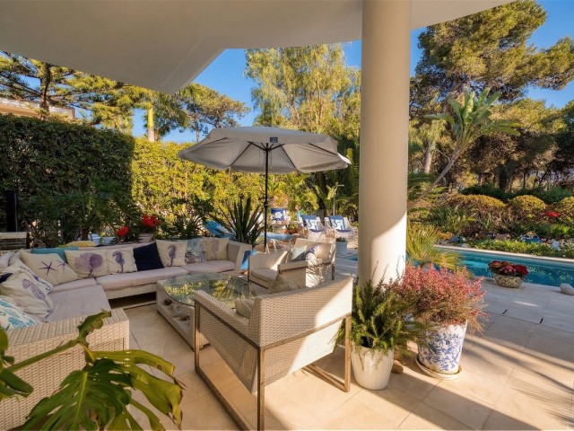 3 Bedrooms Villa in New Golden Mile