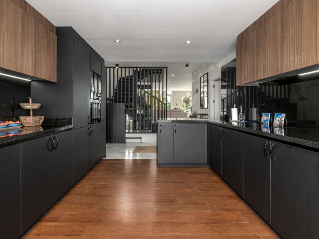 4 Sovrums Lägenhet i Puerto Banús