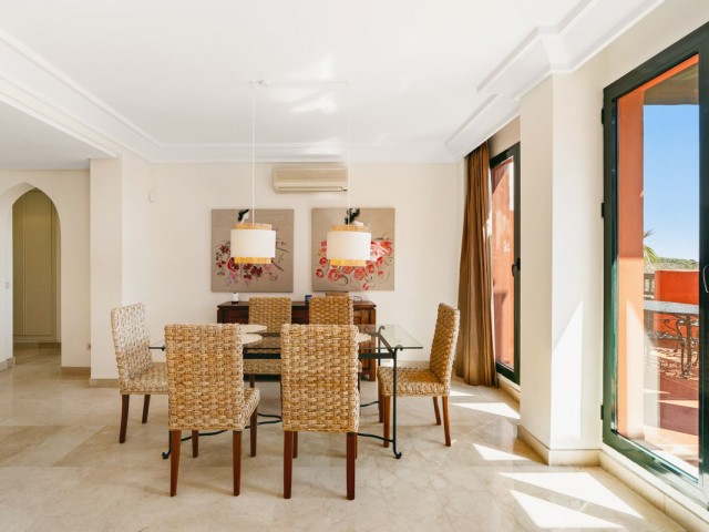 Penthouse in Calahonda