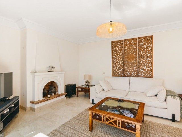 Kattohuoneisto Calahonda