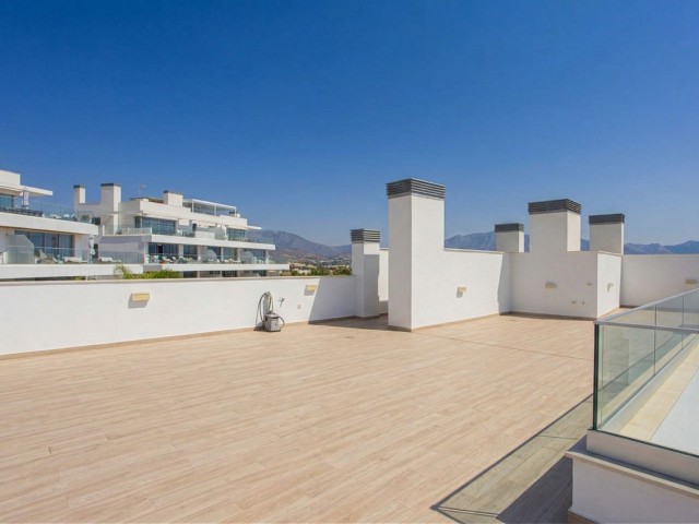 Ático con 2 Dormitorios  en Mijas