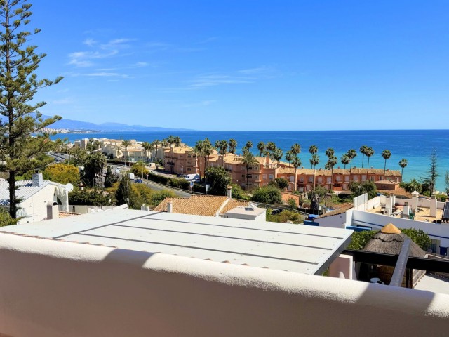 Villa avec 5 Chambres  à Estepona