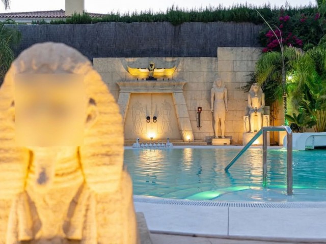 7 Bedrooms Villa in Sotogrande Alto