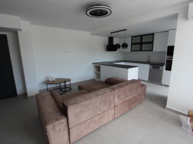 3 Bedrooms Apartment in Elviria