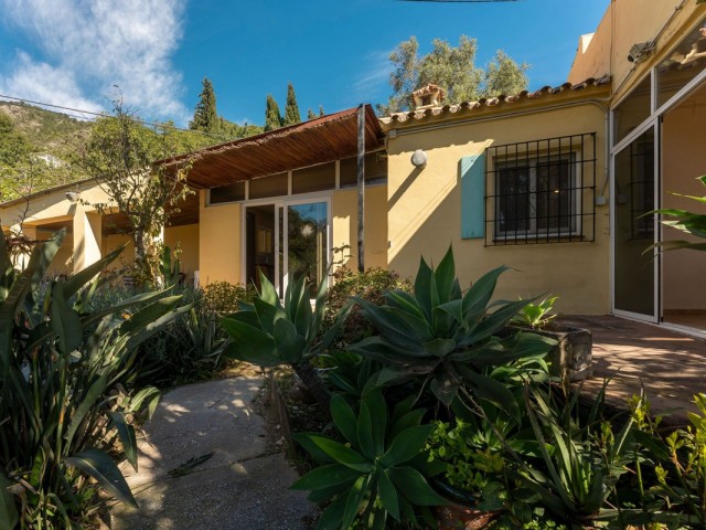 Villa con 2 Dormitorios  en Ojén