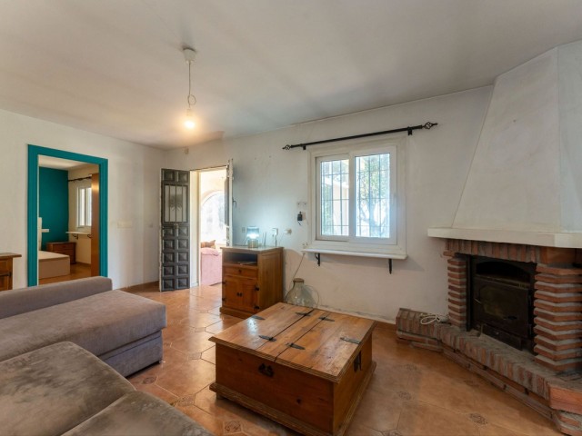 Villa con 2 Dormitorios  en Ojén