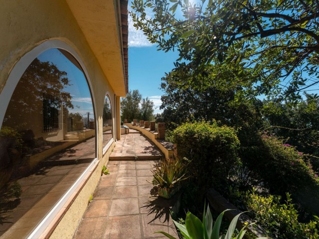 Villa con 2 Dormitorios  en Ojén