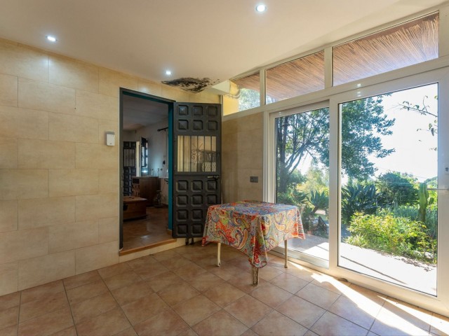 2 Soveroms Villa i Ojén