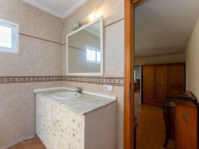 2 Soveroms Villa i Ojén