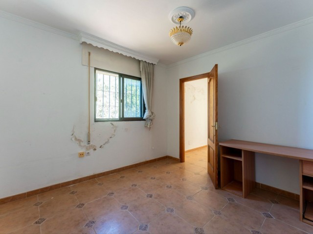 2 Soveroms Villa i Ojén