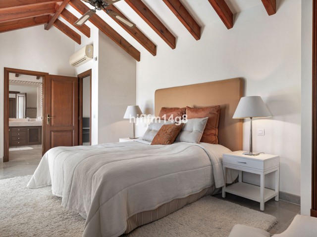 3 Bedrooms Apartment in Nueva Andalucía