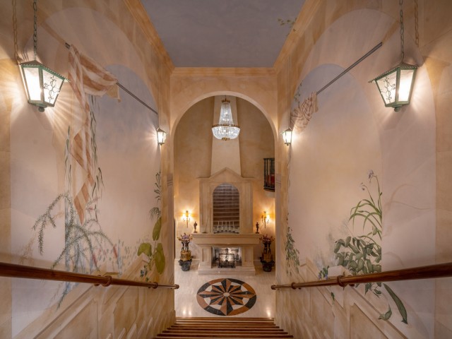 5 Makuuhuoneen Huvila San Roque Club