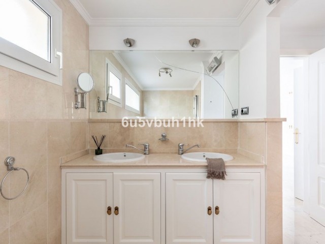 3 Makuuhuoneen Huvila Calahonda