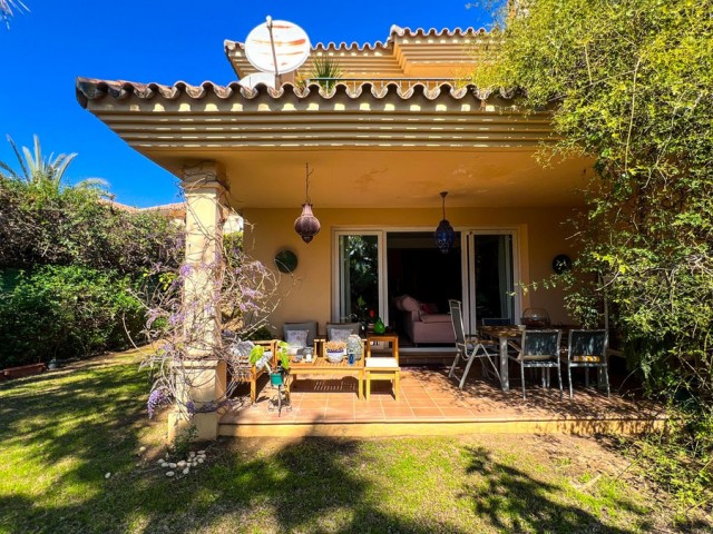 Villa Riviera del Sol - R5351314