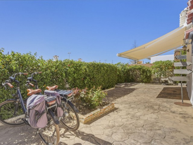 Huvila, El Chaparral, R5351326