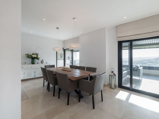 4 Bedrooms Apartment in Los Flamingos