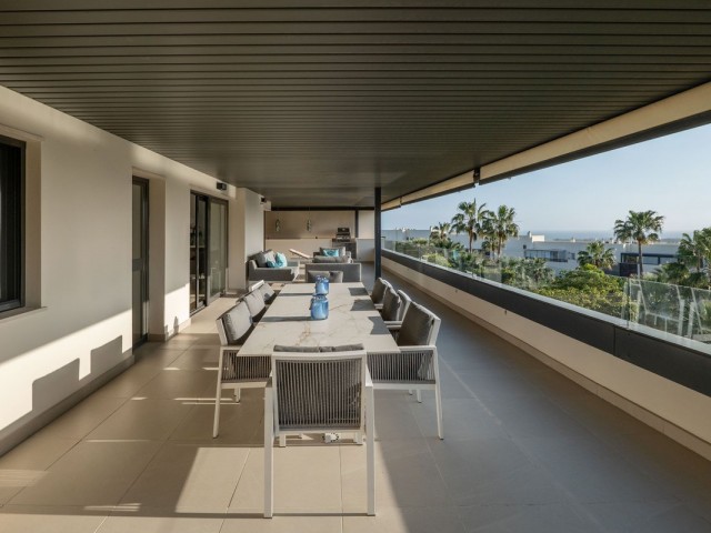 4 Bedrooms Apartment in Los Flamingos