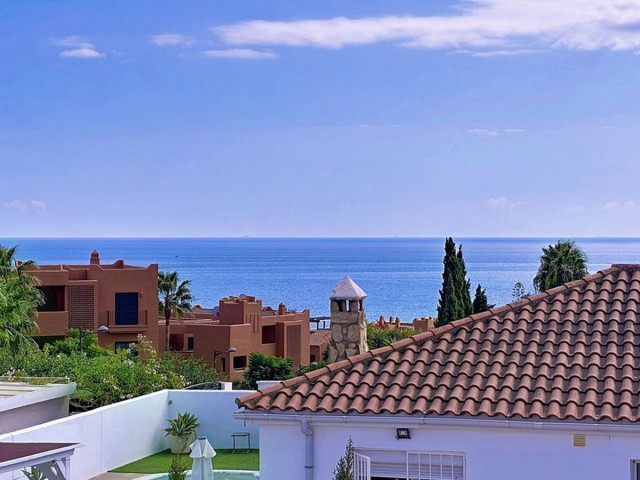 Villa avec 3 Chambres  à Estepona