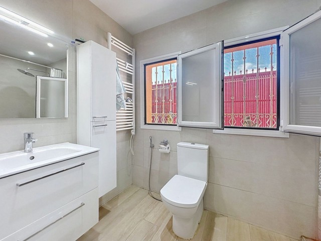 Villa avec 3 Chambres  à Estepona