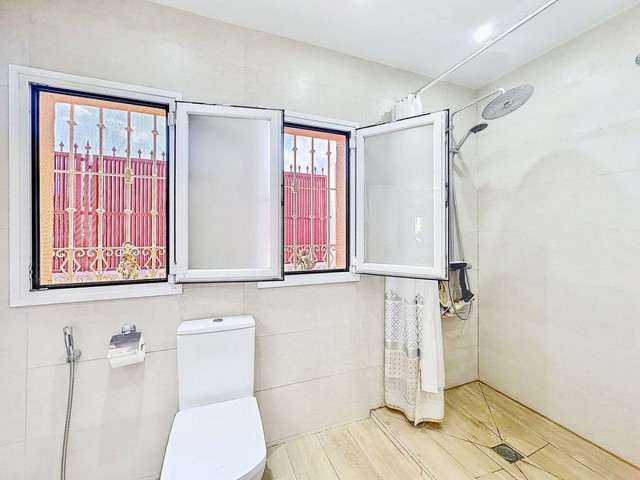 Villa avec 3 Chambres  à Estepona