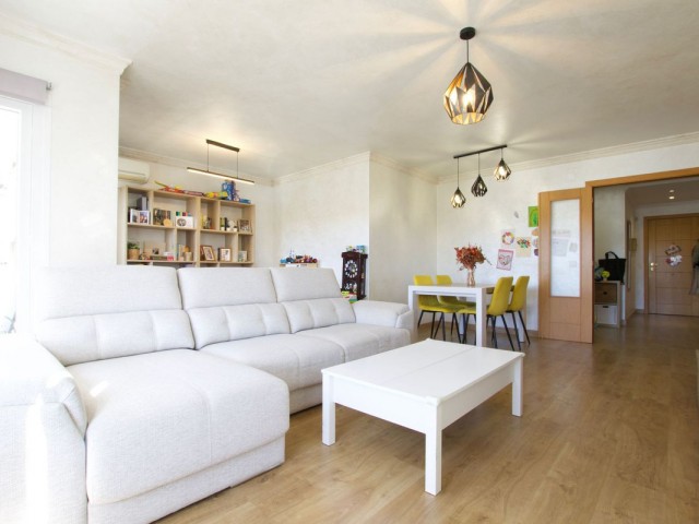 Apartamento, Nueva Andalucia, R5351656