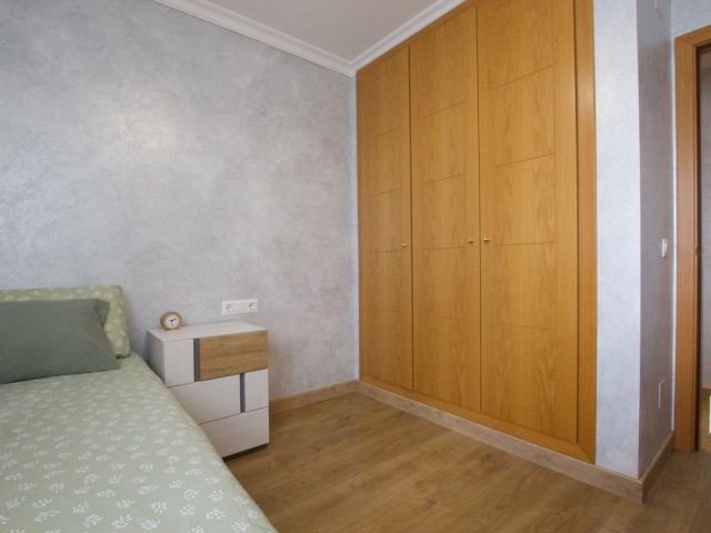 Apartamento con 3 Dormitorios  en Nueva Andalucía