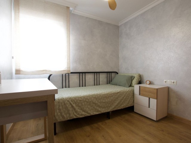 Appartement avec 3 Chambres  à Nueva Andalucía