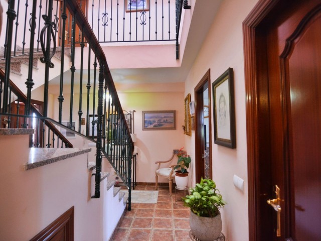 6 Bedrooms Villa in Mijas Costa