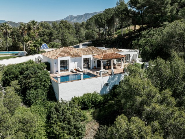 4 Bedrooms Villa in El Madroñal