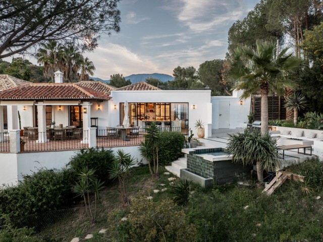 4 Bedrooms Villa in El Madroñal