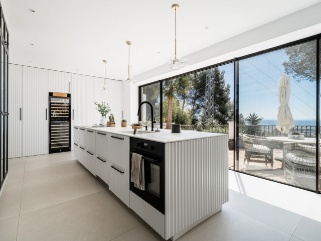 4 Bedrooms Villa in El Madroñal