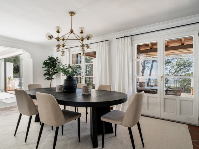 4 Bedrooms Villa in El Madroñal