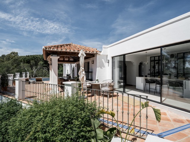 4 Bedrooms Villa in El Madroñal