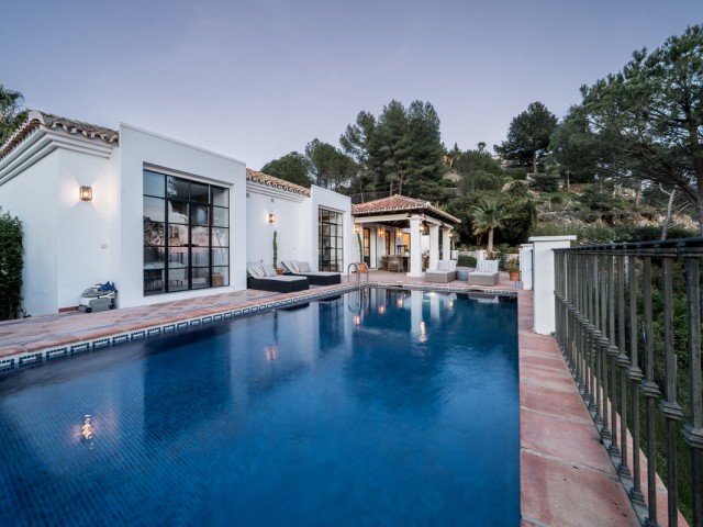 4 Bedrooms Villa in El Madroñal