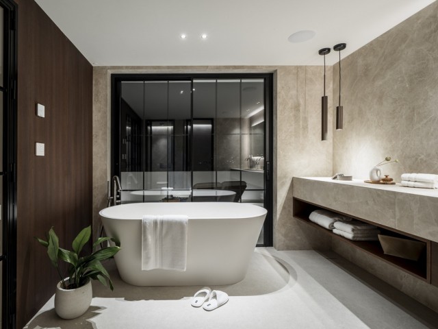 5 Bedrooms Villa in Nueva Andalucía