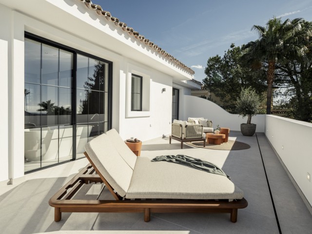 5 Schlafzimmer Villa in Nueva Andalucía