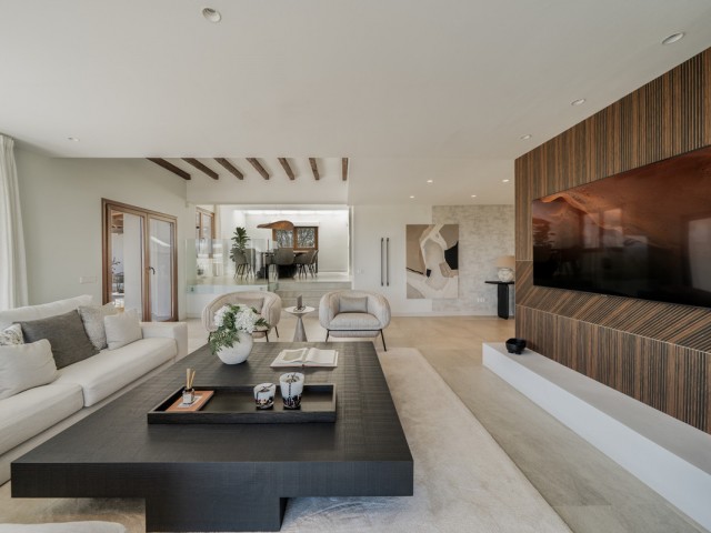 5 Bedrooms Villa in Selwo