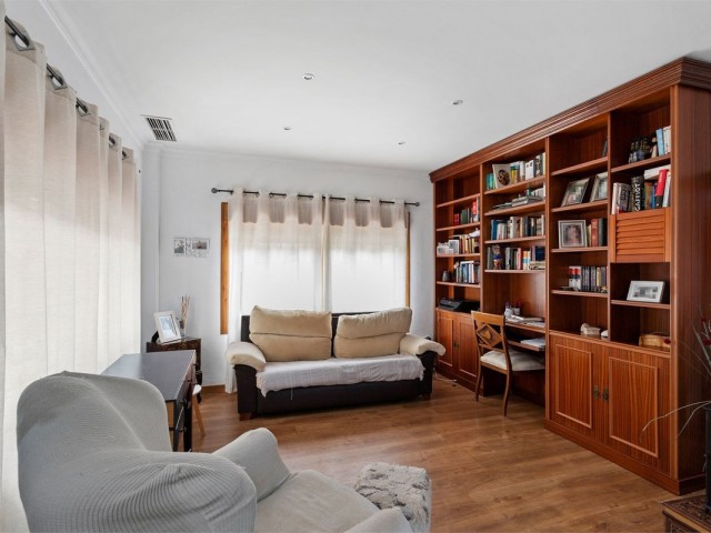 6 Bedrooms Villa in Benalmadena Costa