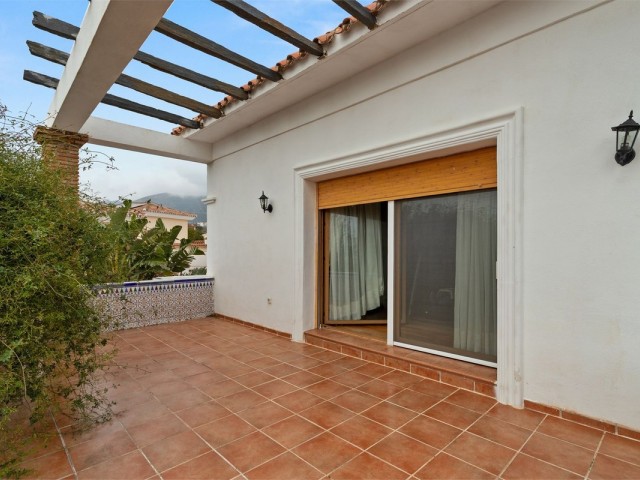 6 Bedrooms Villa in Benalmadena Costa