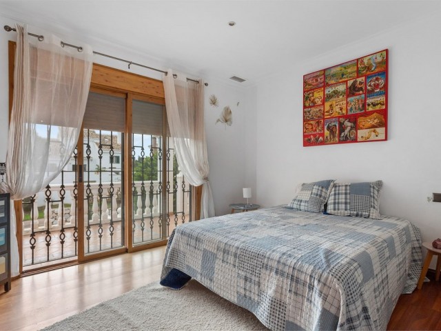 6 Bedrooms Villa in Benalmadena Costa