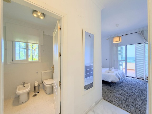 3 Bedrooms Apartment in La Duquesa