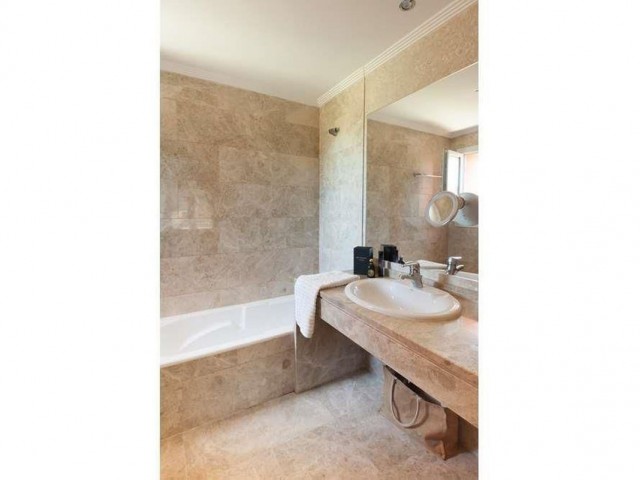 3 Bedrooms Townhouse in Santa Clara